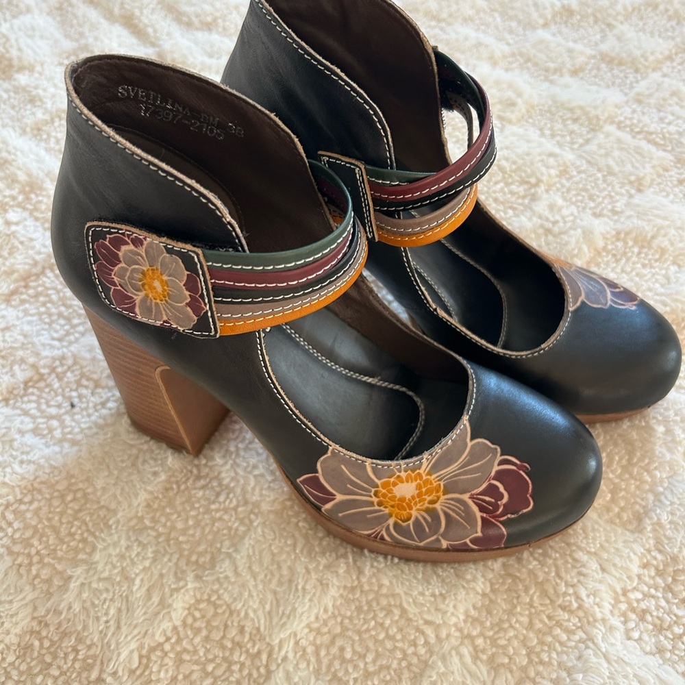 Floral L'artiste Svetlana Platform Floral Mary Janes